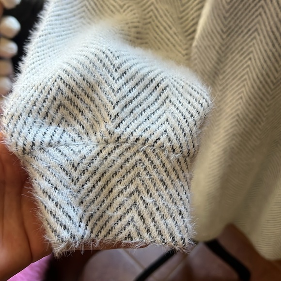 Lou & Grey Chevron sweater dress - Picture 5 of 6